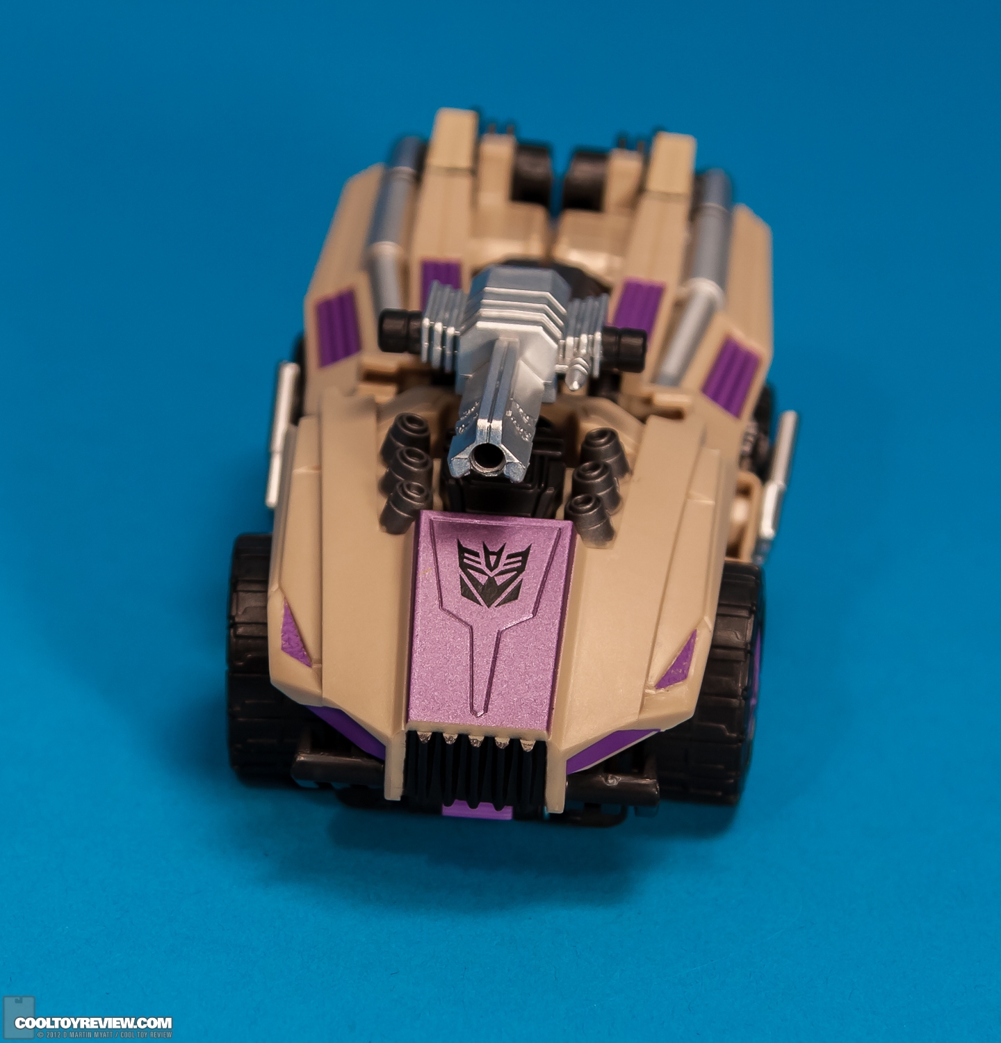 Bruticus_Transformers_Generations_2012_SDCC_Hasbro-05.jpg