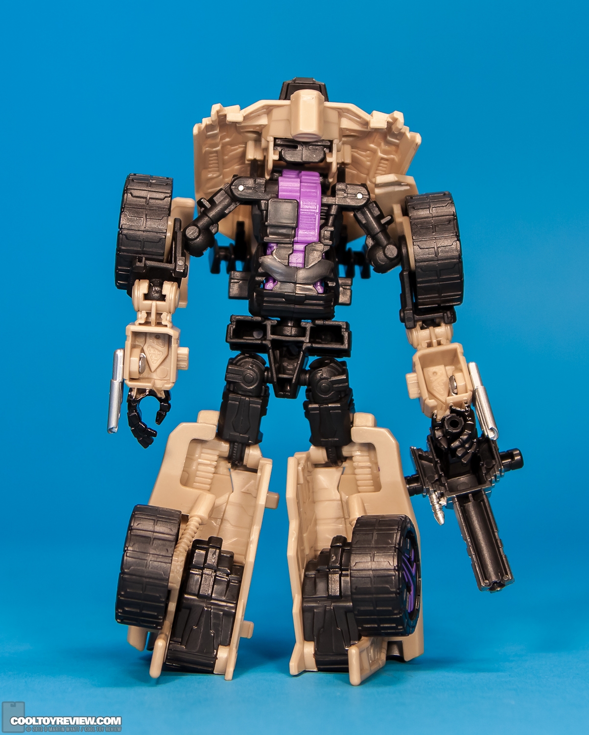 Bruticus_Transformers_Generations_2012_SDCC_Hasbro-12.jpg