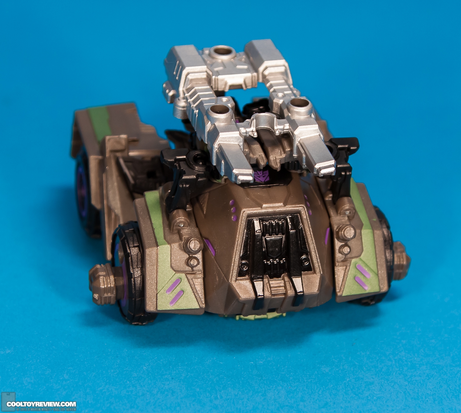 Bruticus_Transformers_Generations_2012_SDCC_Hasbro-13.jpg
