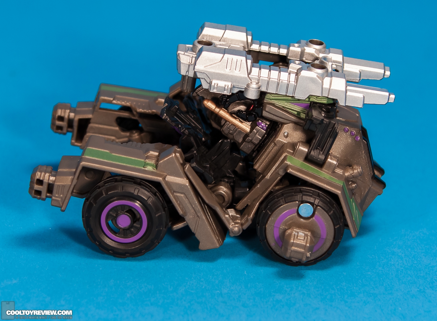 Bruticus_Transformers_Generations_2012_SDCC_Hasbro-14.jpg