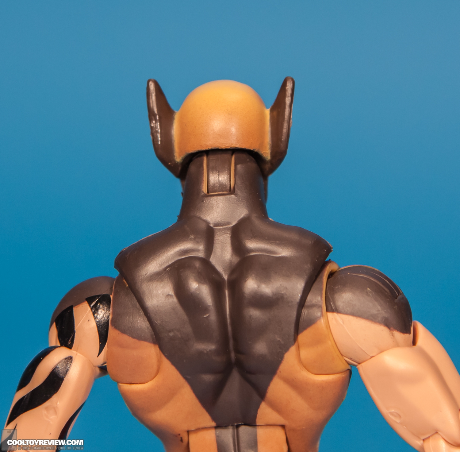 Dark_Wolverine_Masked_Marvel_Legends_Hasbro-08.jpg