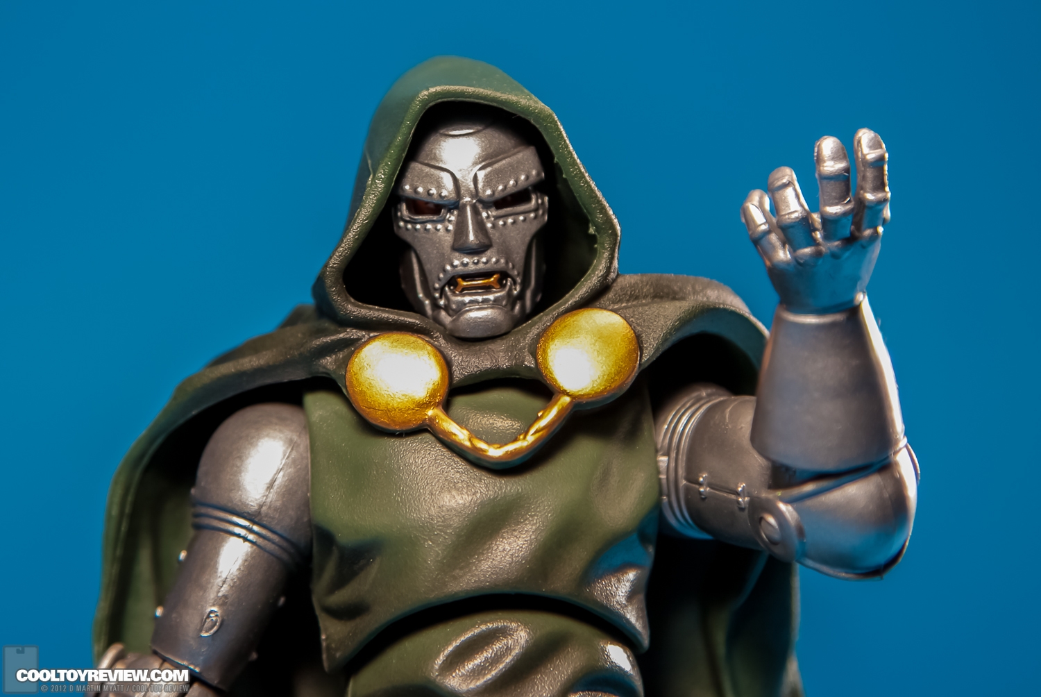 Dr_Doom_Marvel_Legends_Hasbro-20.jpg