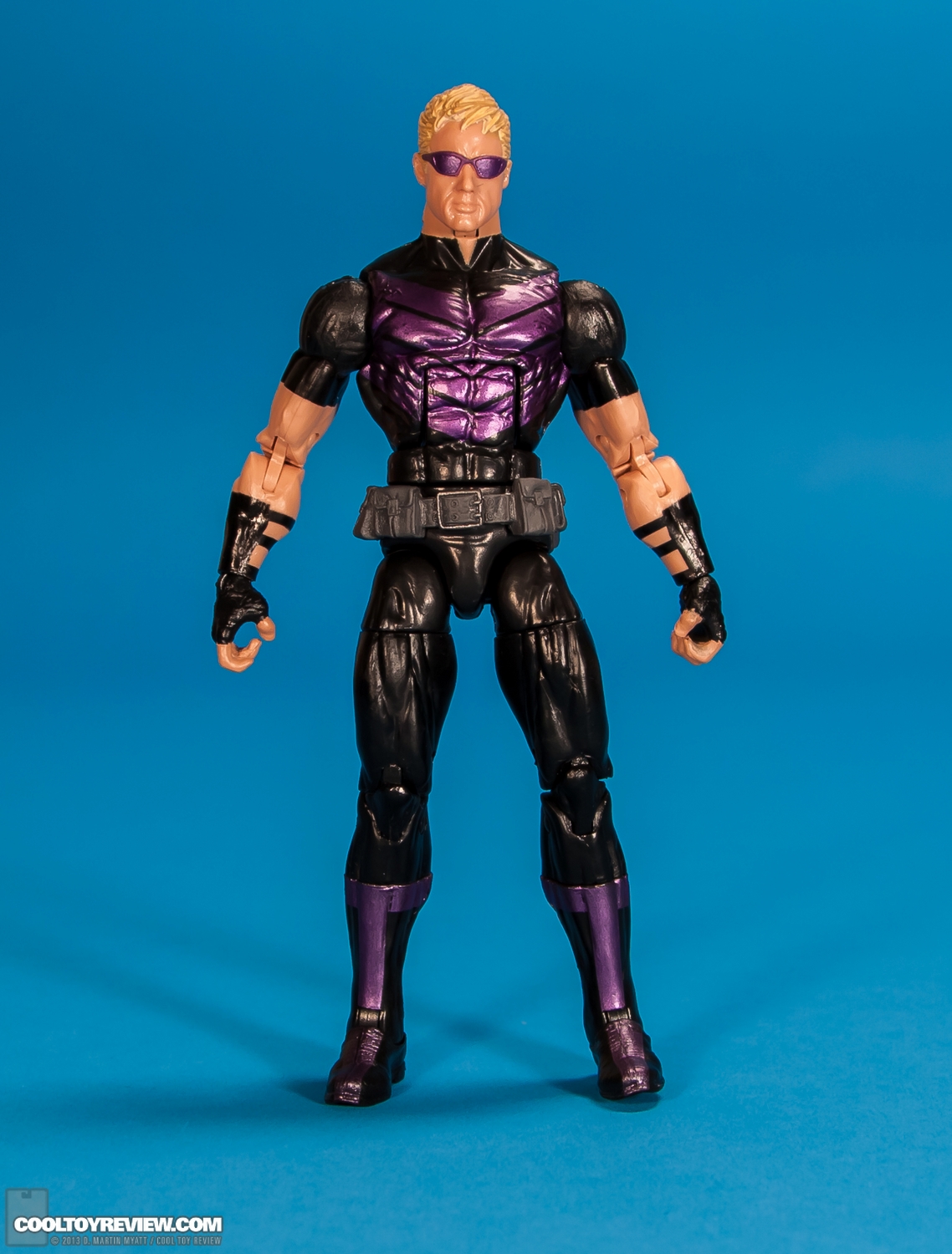 Hawkeye-Marvel-Legends-Rocket-Raccoon-Series-Hasbro-001.jpg