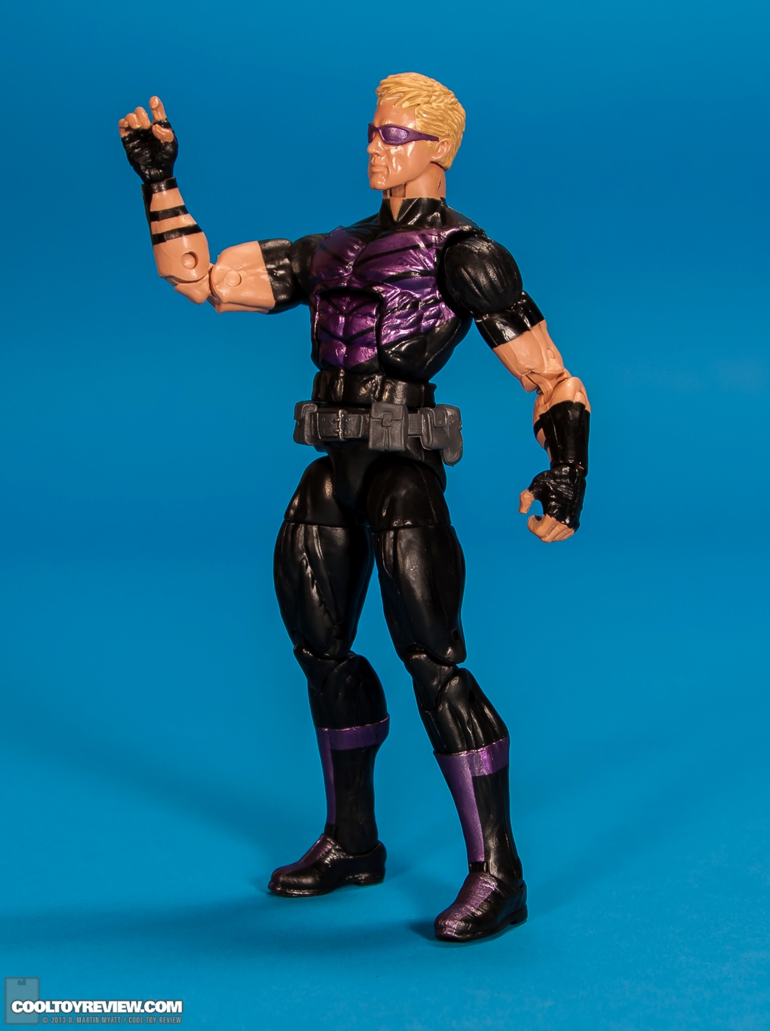 Hawkeye-Marvel-Legends-Rocket-Raccoon-Series-Hasbro-003.jpg