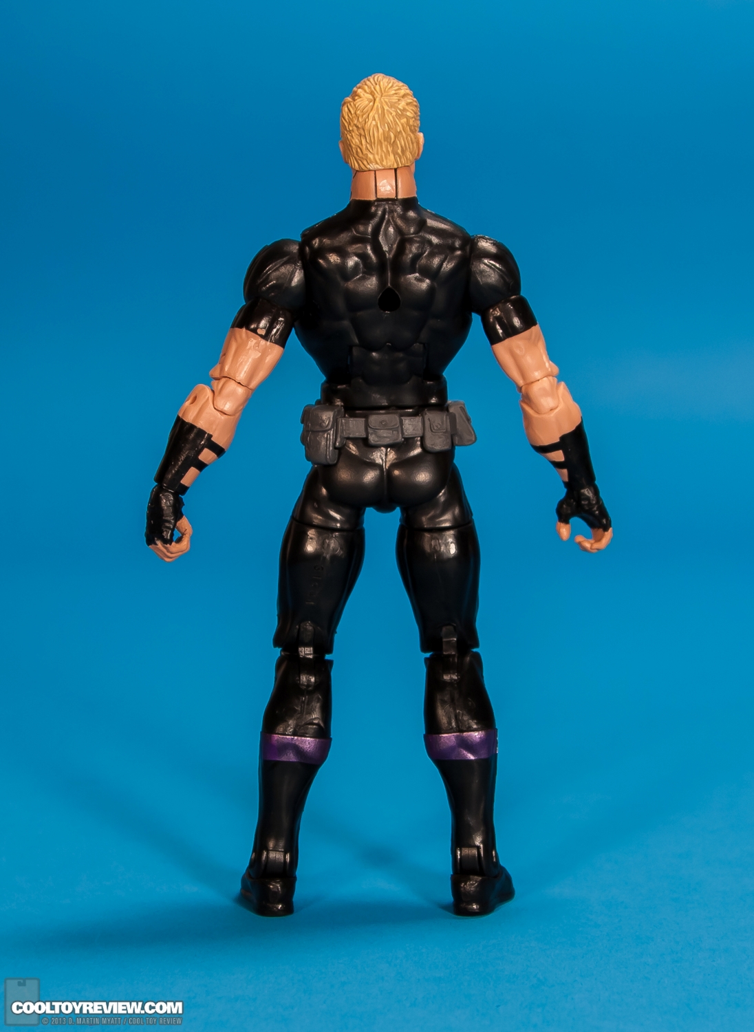 Hawkeye-Marvel-Legends-Rocket-Raccoon-Series-Hasbro-004.jpg