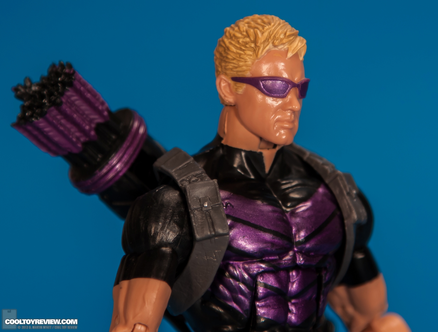 Hawkeye-Marvel-Legends-Rocket-Raccoon-Series-Hasbro-010.jpg