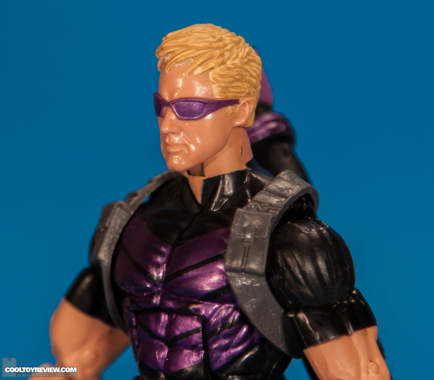 Hawkeye-Marvel-Legends-Rocket-Raccoon-Series-Hasbro-011.jpg