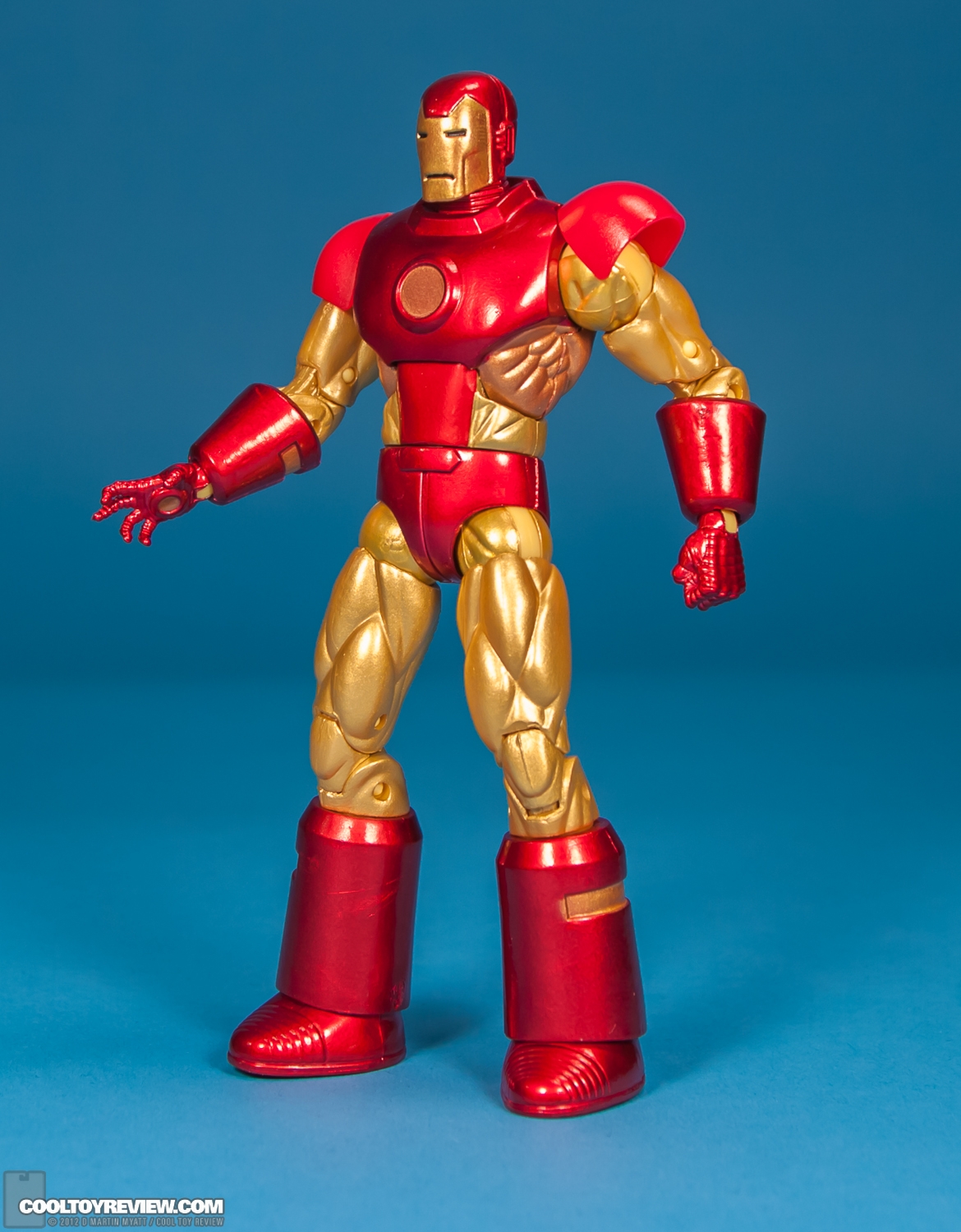 Iron_Man_Neo-Classic_Marvel_Legends_Hasbro-03.jpg