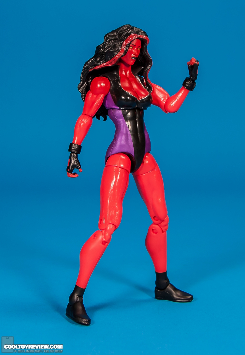 Marvel-Legends-Hit-Monkey-Hulkettes-Red-She-Hulk-002.jpg