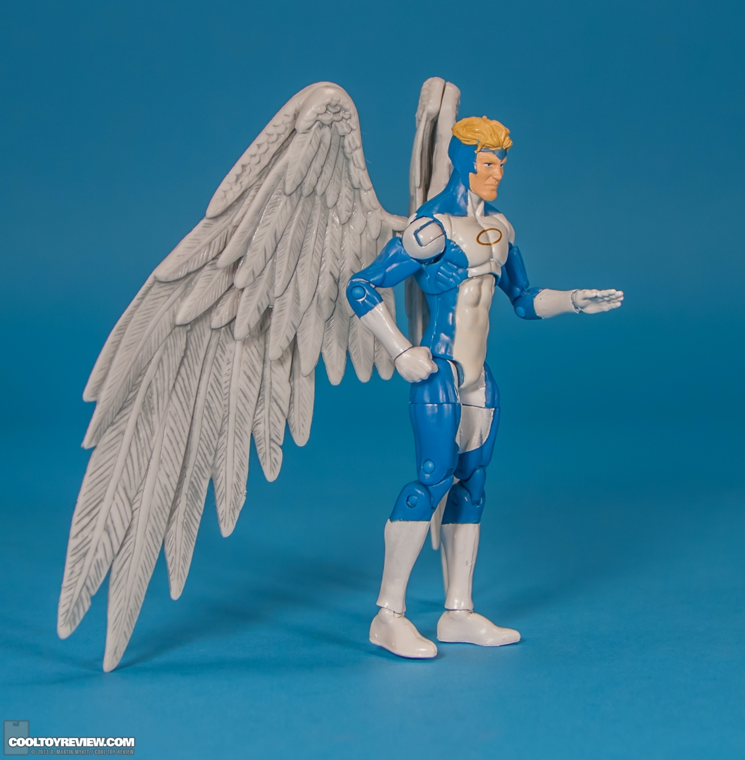 Marvel_Universe_Angel_X-Men_Hasbro-006.jpg