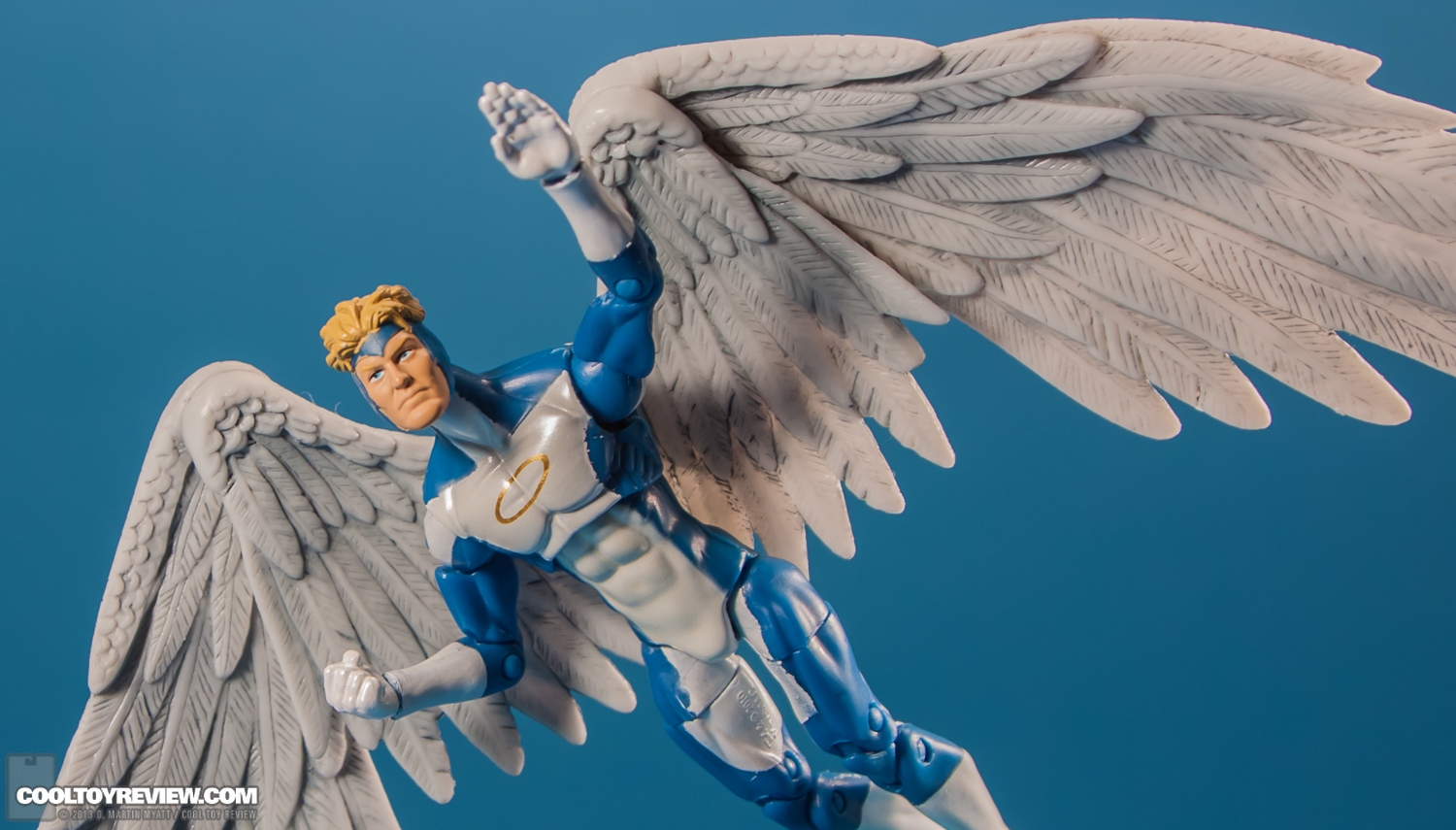 Marvel_Universe_Angel_X-Men_Hasbro-014.jpg