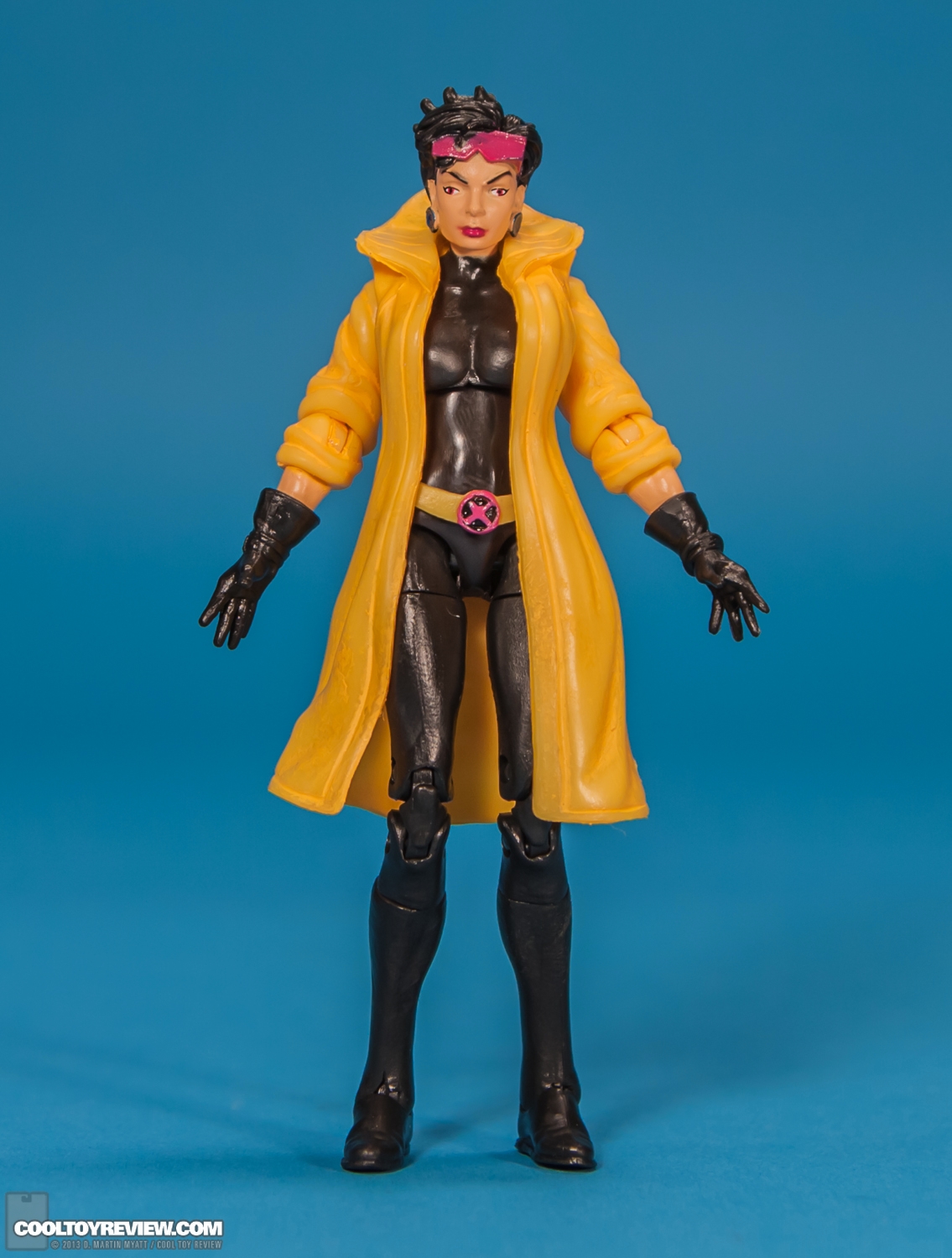 Marvel_Universe_Modern_Jubilee_X-Men_Hasbro-005.jpg