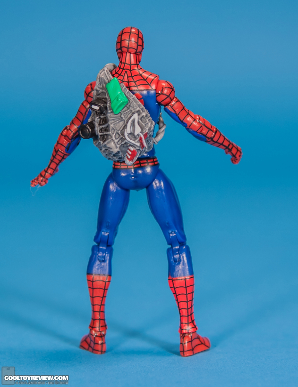Marvel_Universe_Ultimate_Spider-Man_Peter_Parker_Hasbro-010.jpg