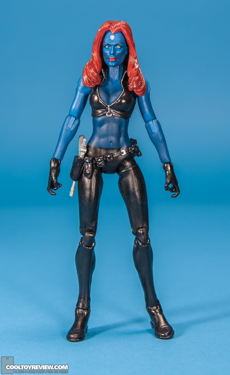 Mystique_X-Mutants_Marvel_Legends_Hasbro-01.jpg