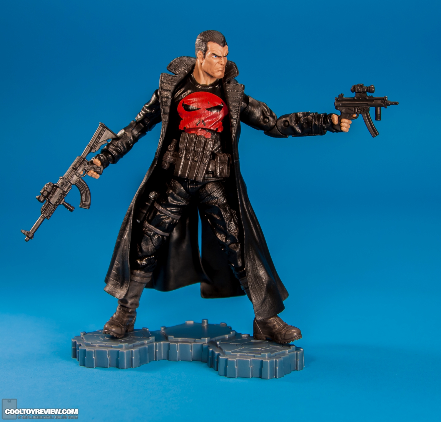 Punisher-Thunderbolts-Marvels-Knights-Marvel-Legends-007.jpg