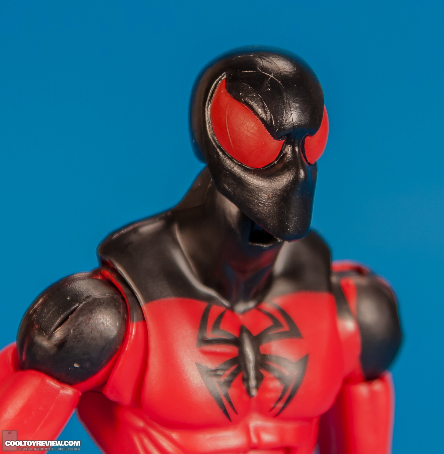 Scarlet-Spider-Marvel-Legends-Rocket-Raccoon-Series-Hasbro-006.jpg