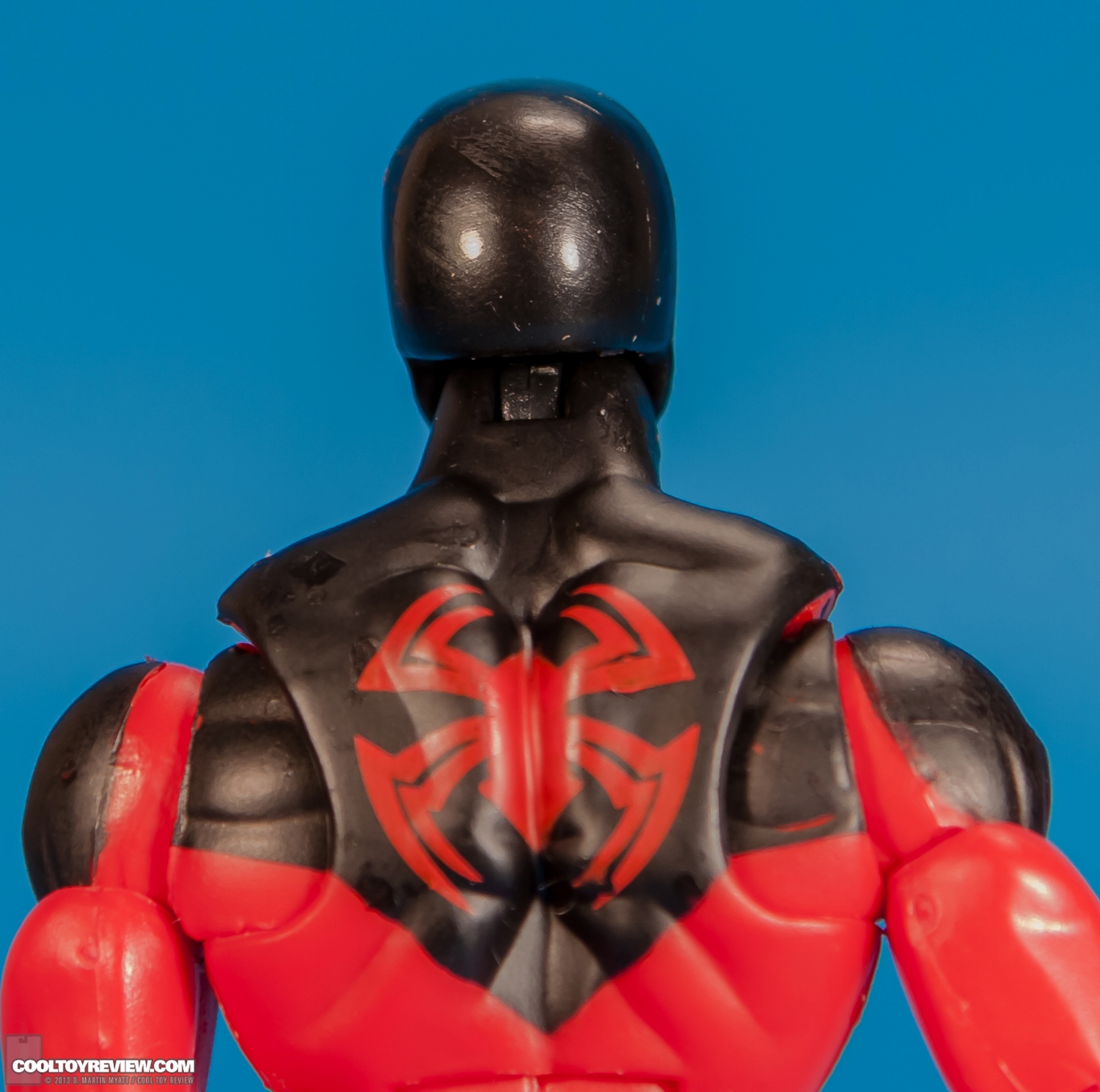 Scarlet-Spider-Marvel-Legends-Rocket-Raccoon-Series-Hasbro-008.jpg