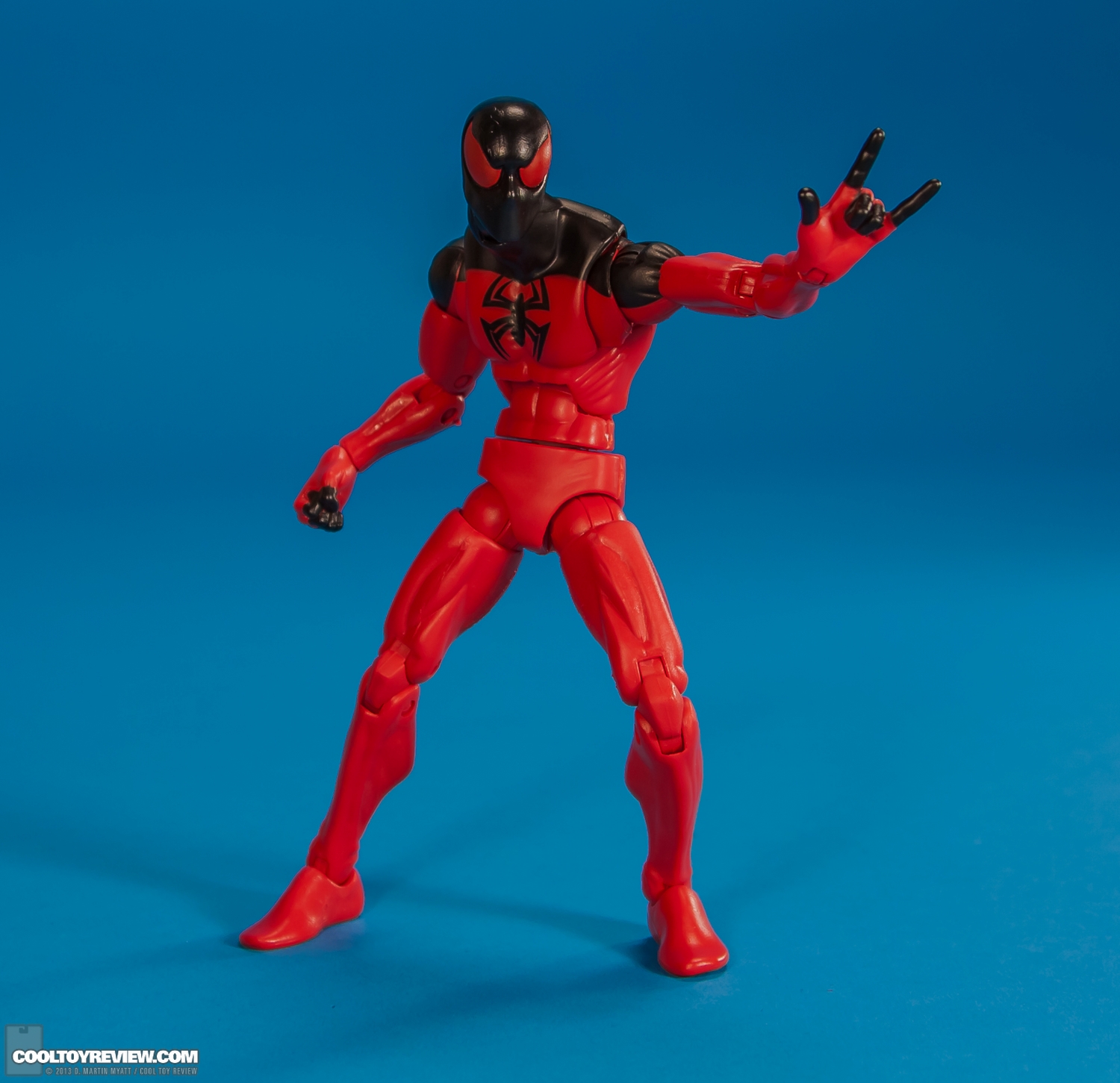 Scarlet-Spider-Marvel-Legends-Rocket-Raccoon-Series-Hasbro-009.jpg