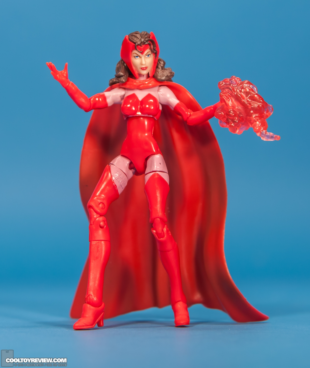 Scarlet_Witch_Marvel_Universe_Hasbro-16.jpg