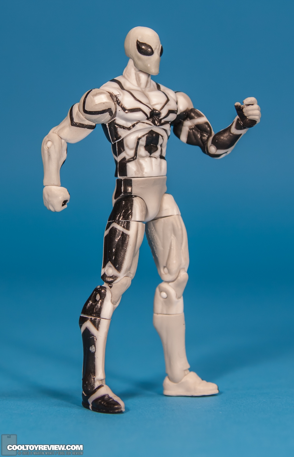 Spider-Man_FF_Future_Foundation_Marvel_Universe_Hasbro-02.jpg