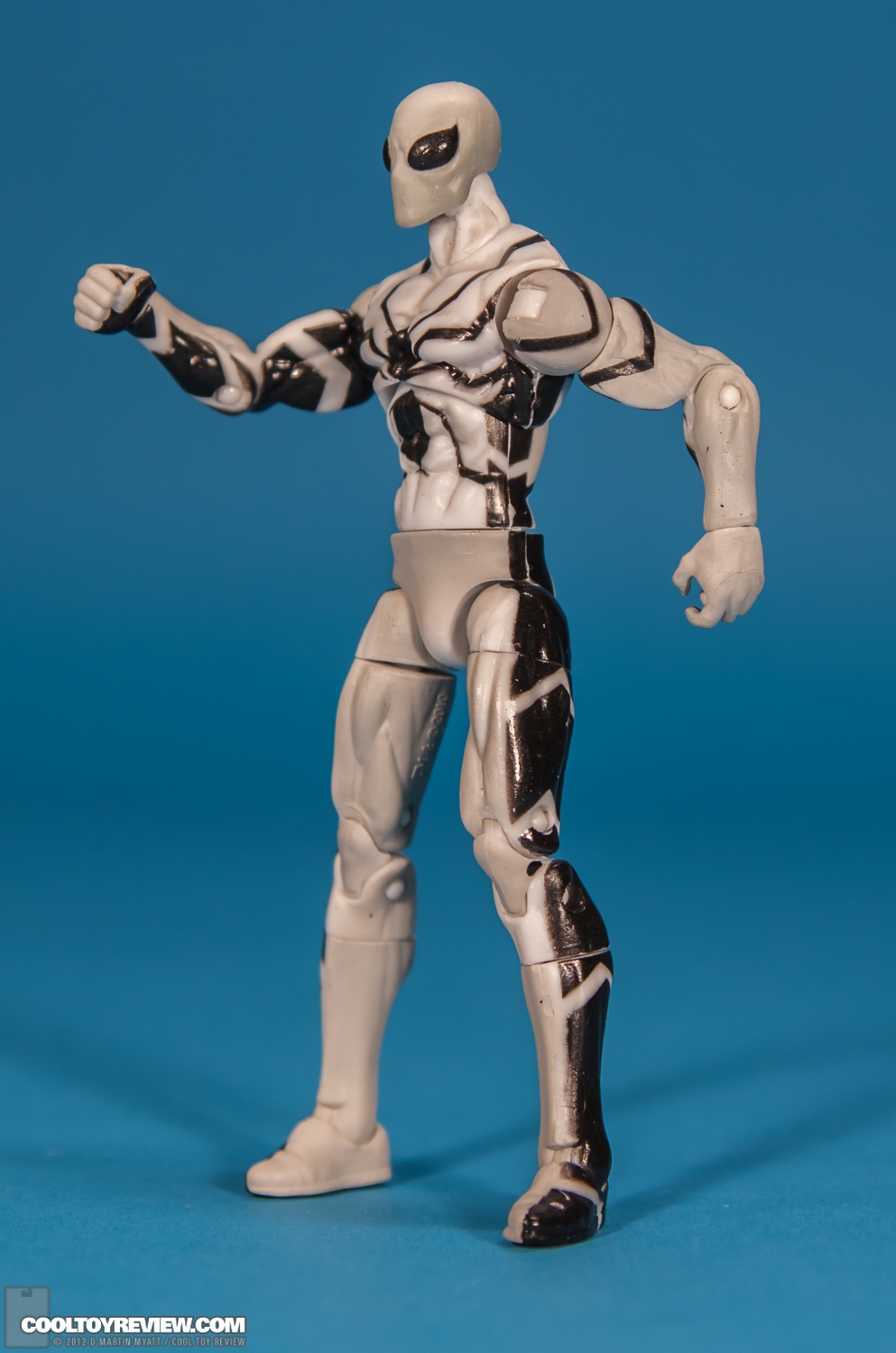 Spider-Man_FF_Future_Foundation_Marvel_Universe_Hasbro-03.jpg