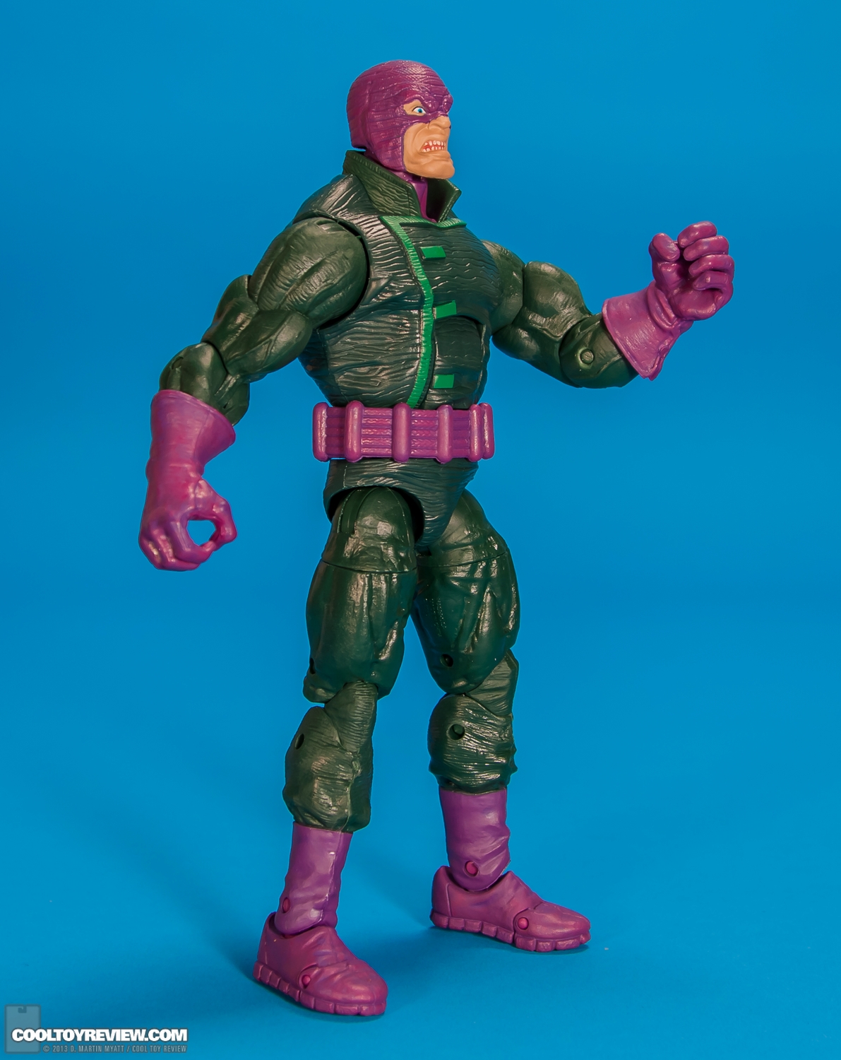 Wrecker-Marvel-Legends-Rocket-Raccoon-Series-Hasbro-002.jpg