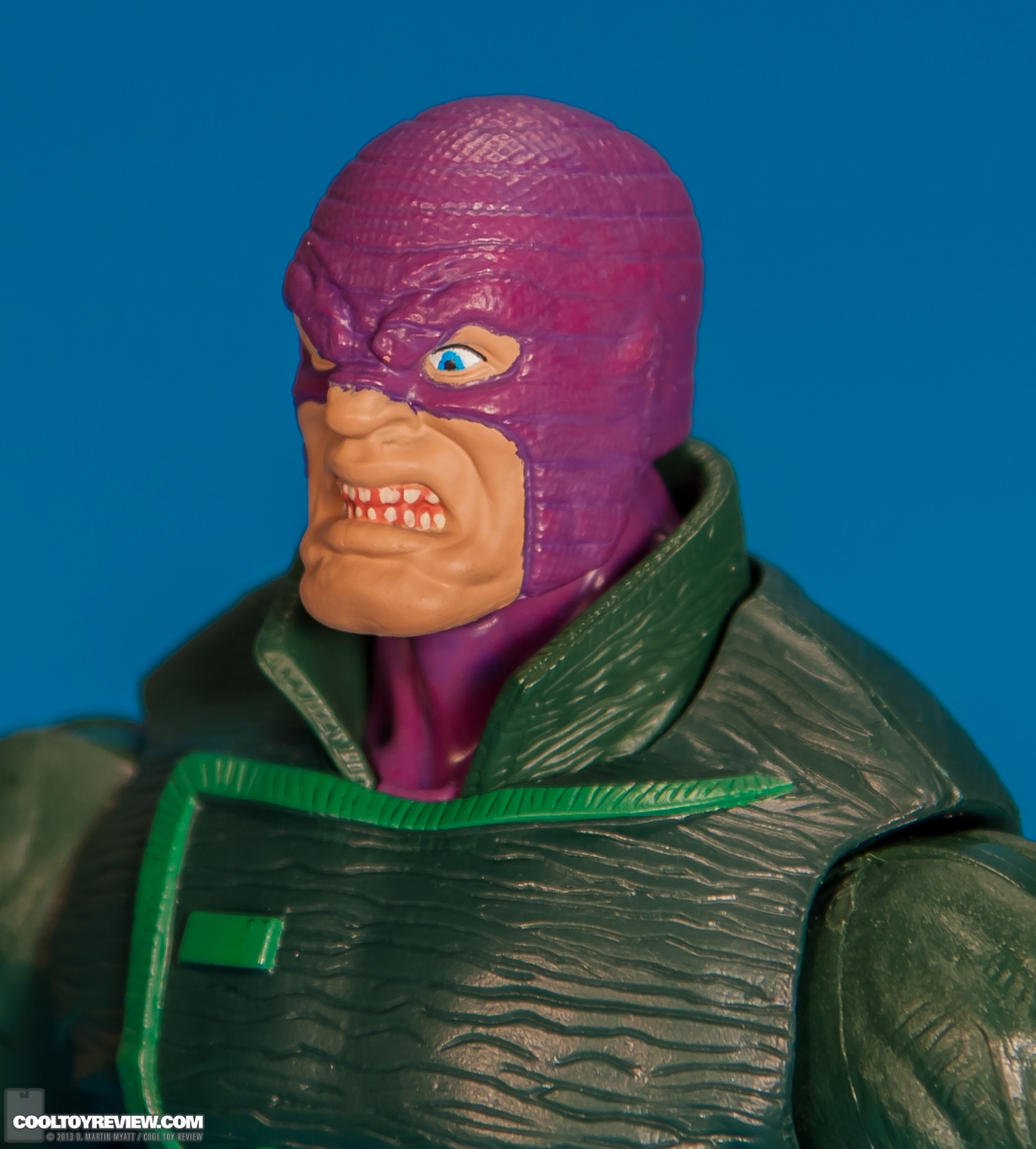 Wrecker-Marvel-Legends-Rocket-Raccoon-Series-Hasbro-007.jpg