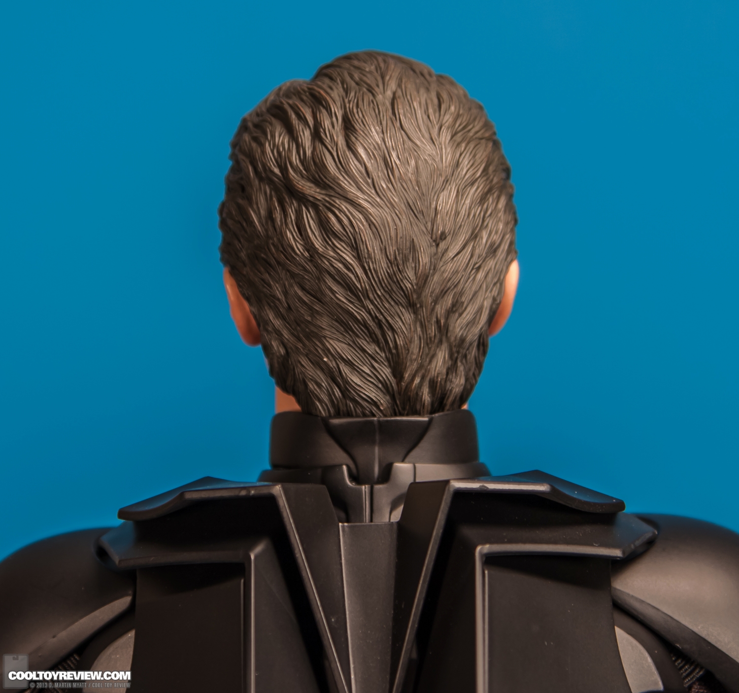 Batman-QS001-Quarter-Scale-Figure-Hot-Toys-016.jpg