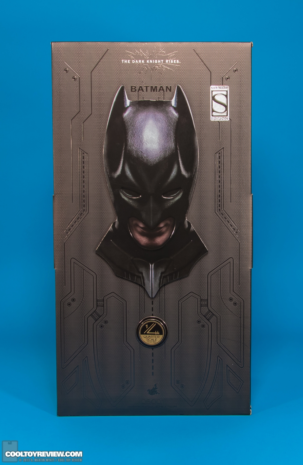 Batman-QS001-Quarter-Scale-Figure-Hot-Toys-057.jpg