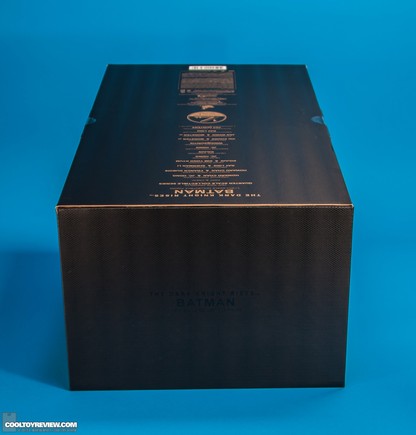 Batman-QS001-Quarter-Scale-Figure-Hot-Toys-061.jpg