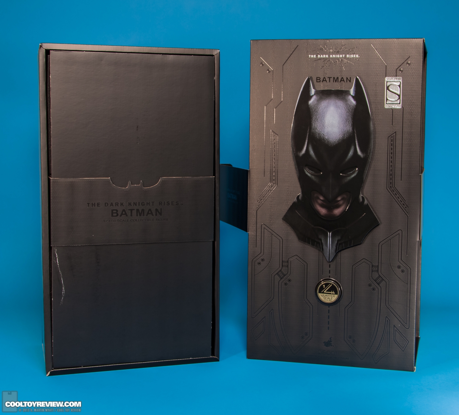 Batman-QS001-Quarter-Scale-Figure-Hot-Toys-064.jpg