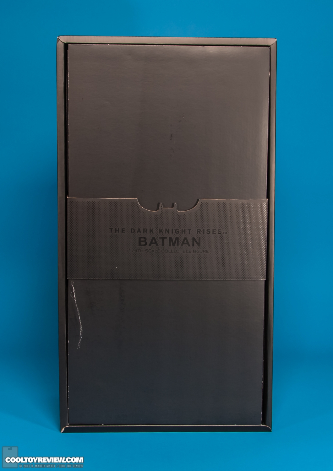 Batman-QS001-Quarter-Scale-Figure-Hot-Toys-065.jpg