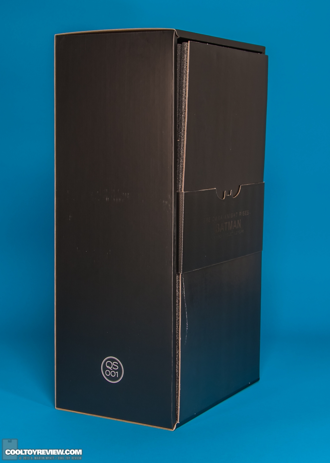 Batman-QS001-Quarter-Scale-Figure-Hot-Toys-066.jpg