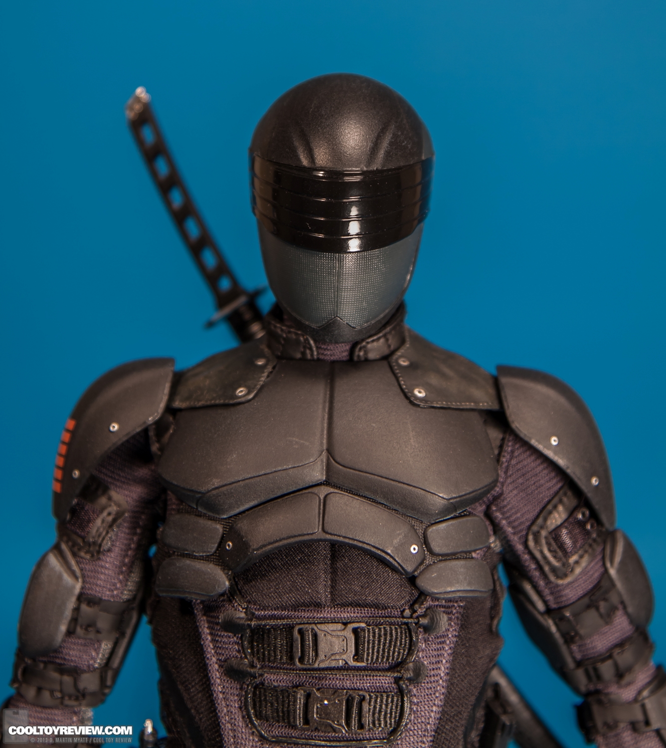 GI-Joe-Retaliation-Snake-Eyes-Hot-Toys-005.jpg