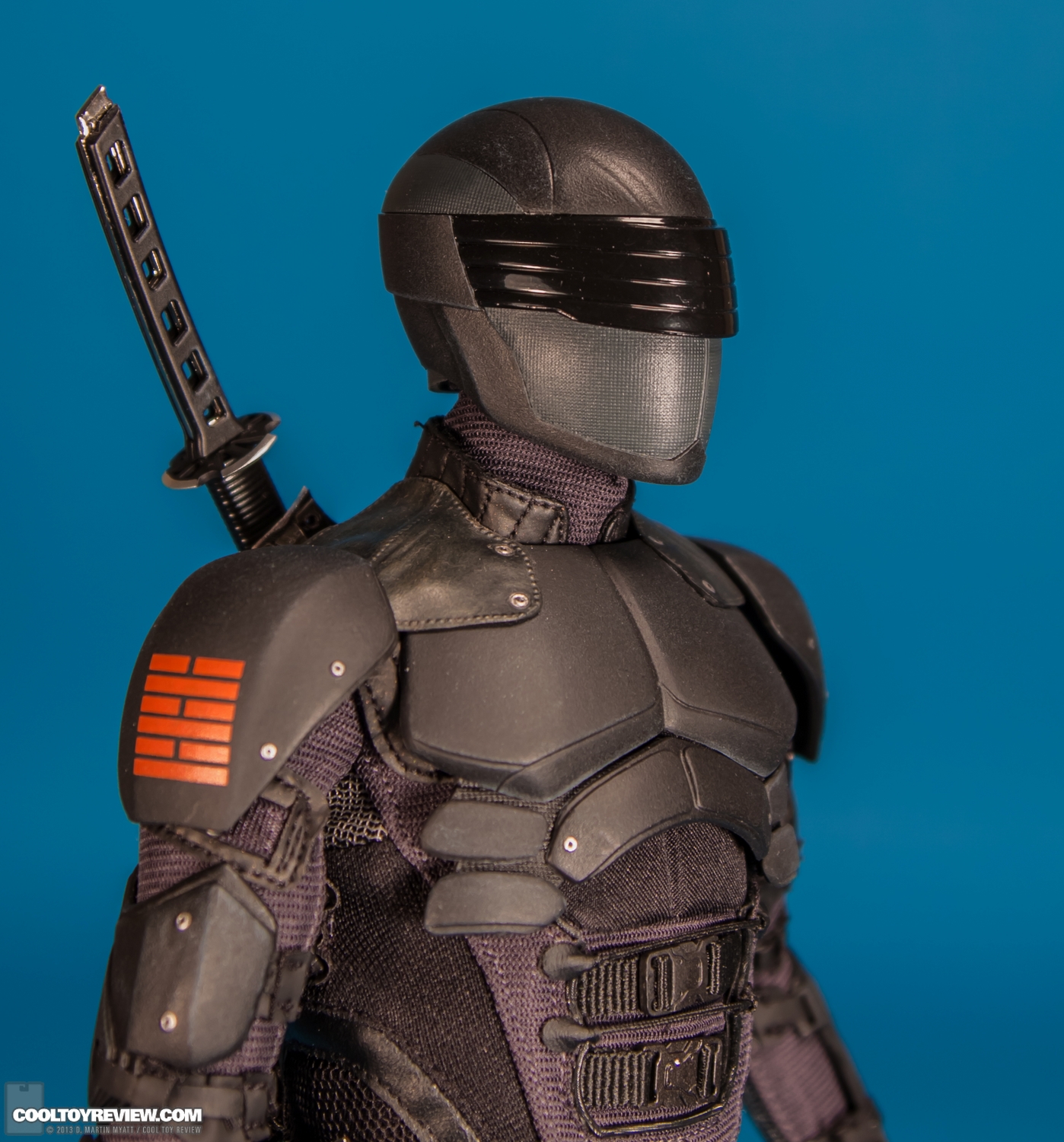 GI-Joe-Retaliation-Snake-Eyes-Hot-Toys-006.jpg