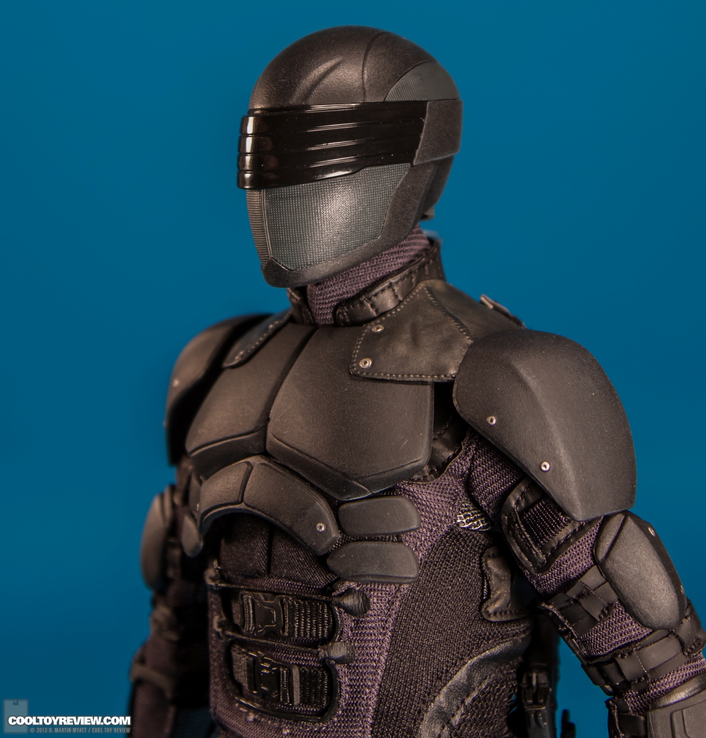 GI-Joe-Retaliation-Snake-Eyes-Hot-Toys-007.jpg