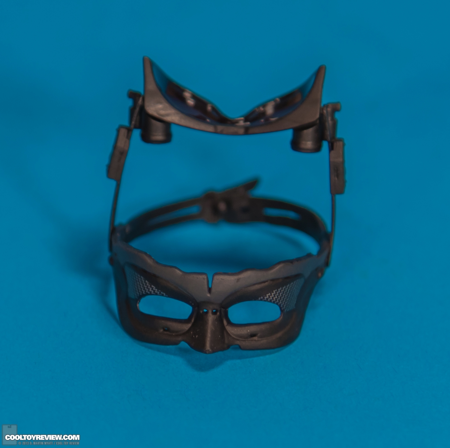 Selina-Kyle-Catwoman-Dark-Knight-Rises-Hot-Toys-017.jpg