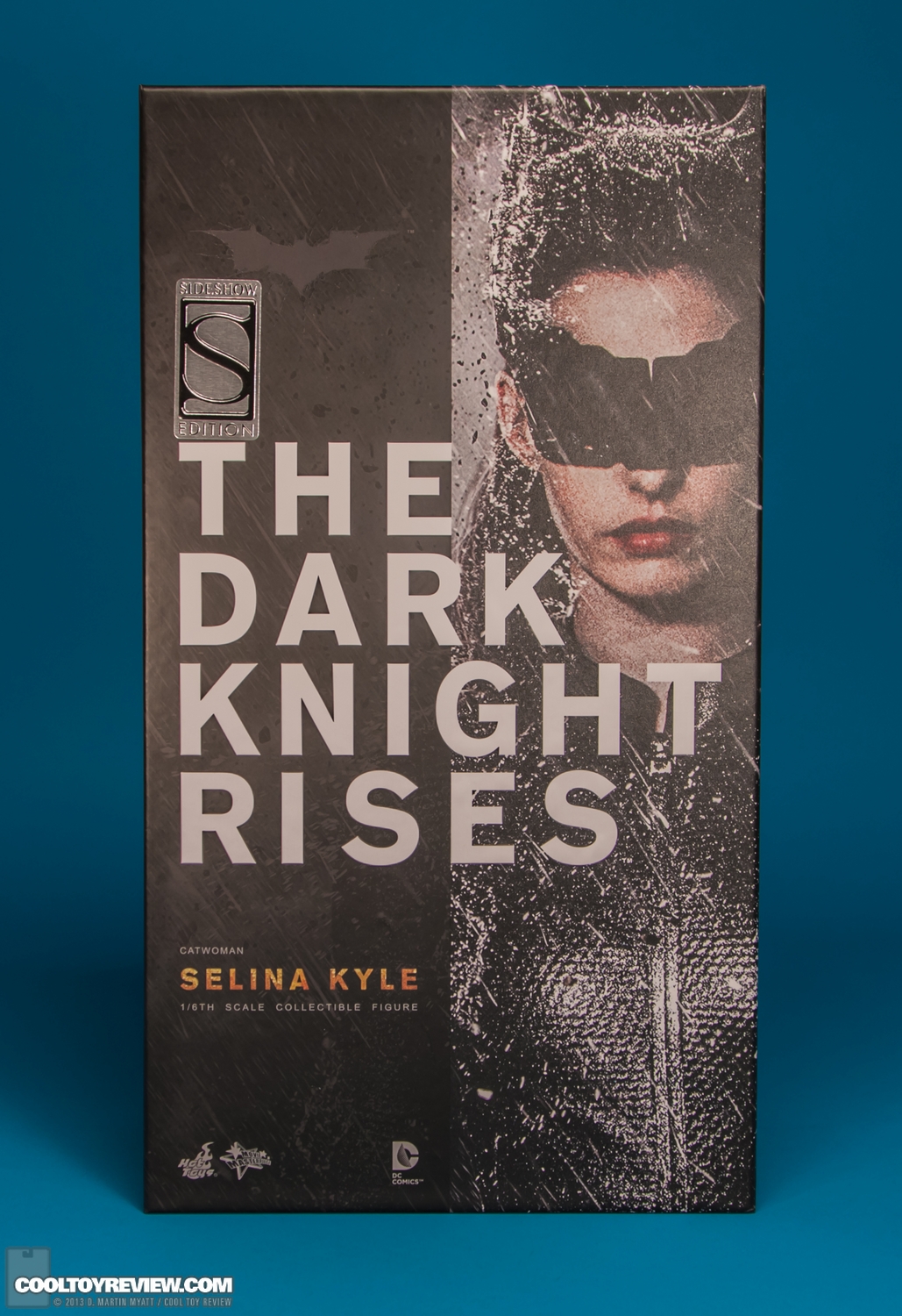 Selina-Kyle-Catwoman-Dark-Knight-Rises-Hot-Toys-024.jpg