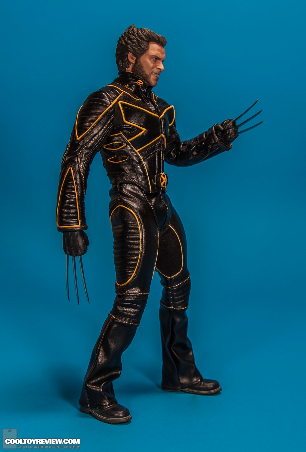 Wolverine-X-Men-3-Movie_Masterpiece-Series-Hot-Toys-002.jpg