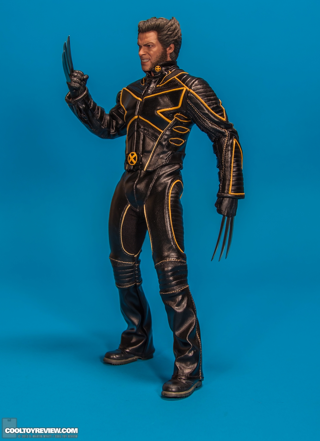Wolverine-X-Men-3-Movie_Masterpiece-Series-Hot-Toys-003.jpg