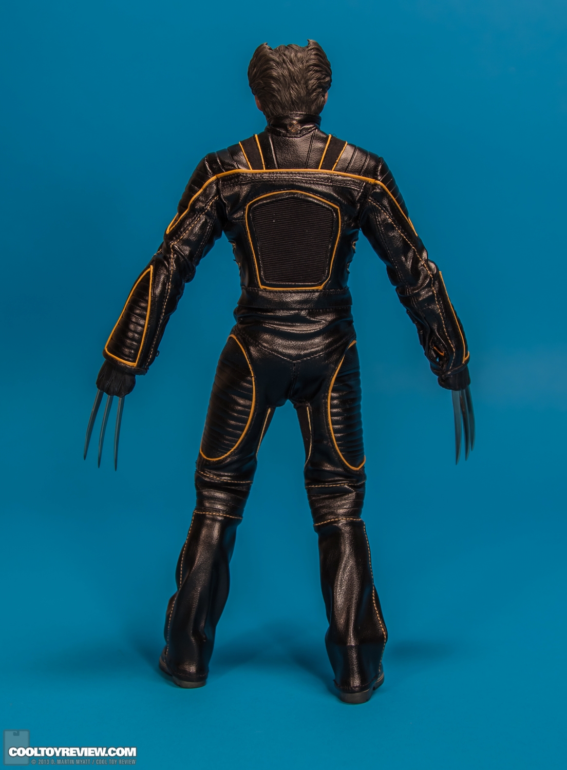 Wolverine-X-Men-3-Movie_Masterpiece-Series-Hot-Toys-004.jpg