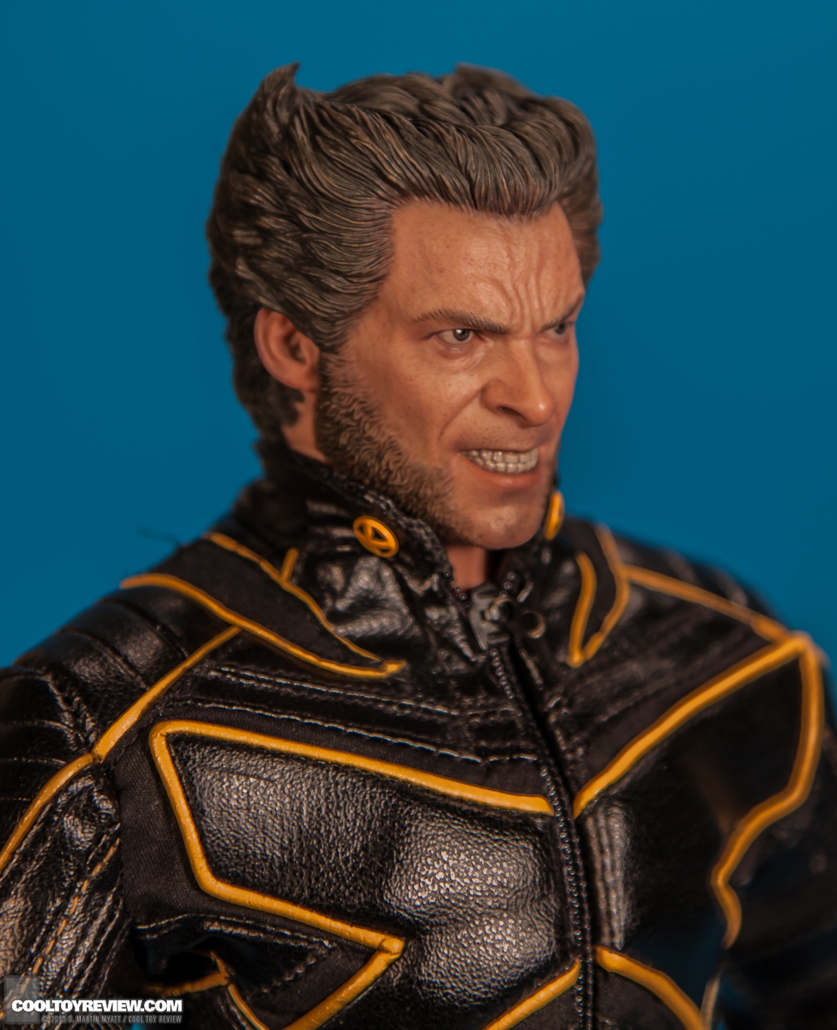 Wolverine-X-Men-3-Movie_Masterpiece-Series-Hot-Toys-006.jpg