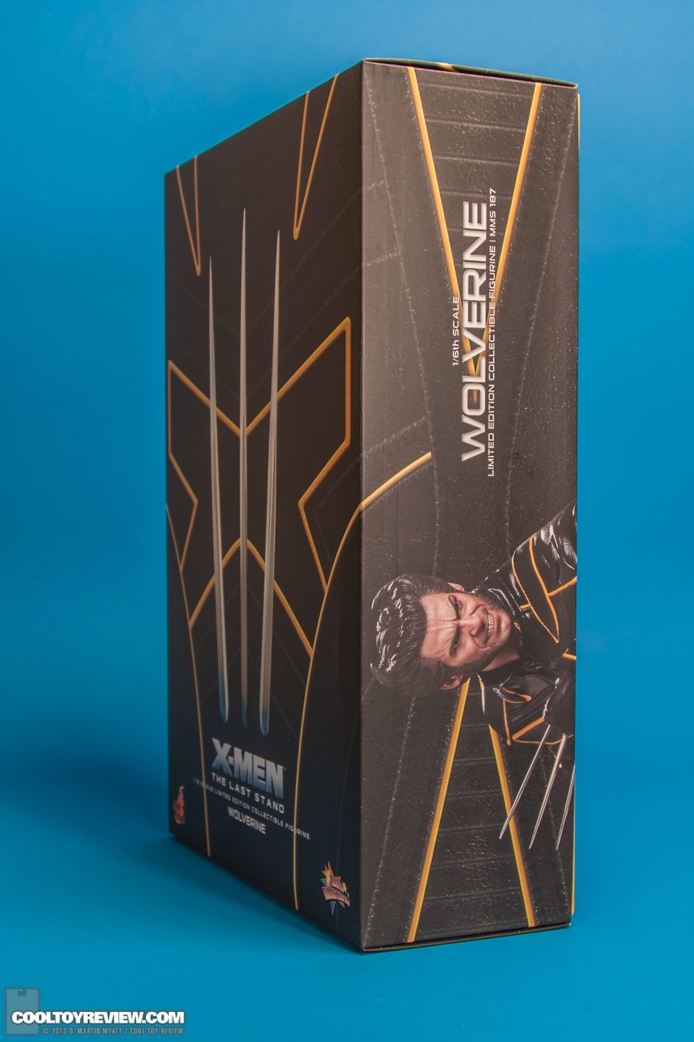 Wolverine-X-Men-3-Movie_Masterpiece-Series-Hot-Toys-017.jpg