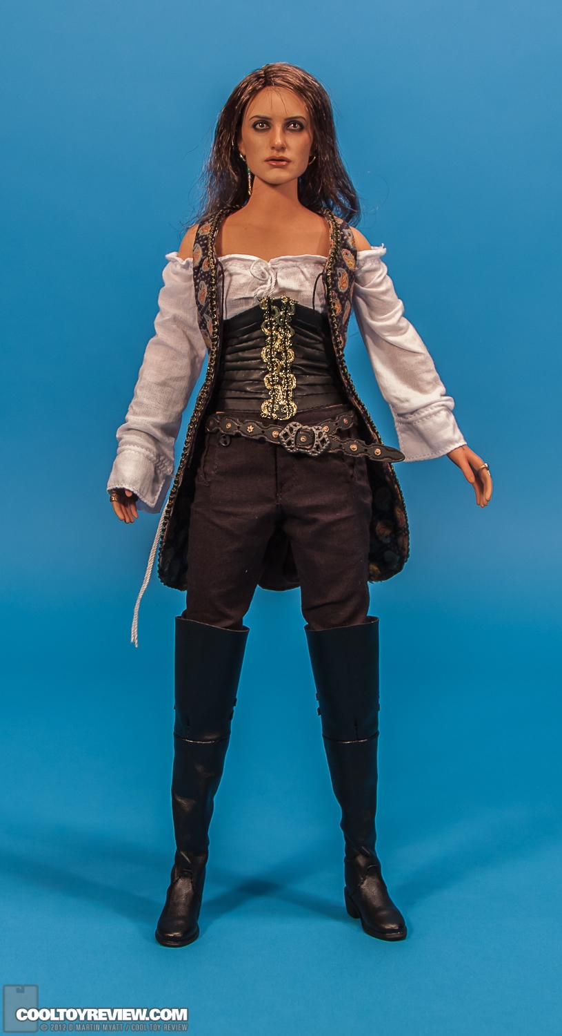 Angelica_Disney_Pirates_Of_The_Caribbean_Hot_Toys-05.jpg