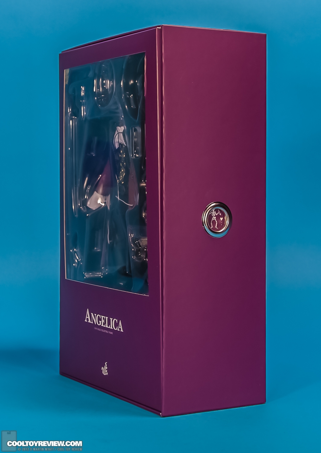 Angelica_Disney_Pirates_Of_The_Caribbean_Hot_Toys-46.jpg