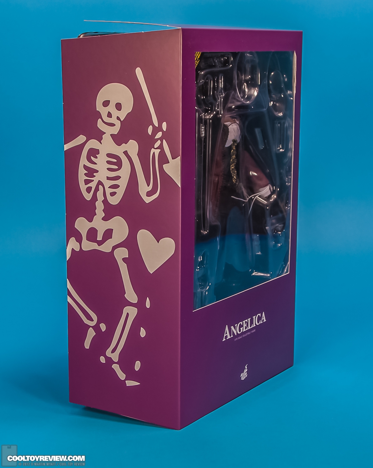 Angelica_Disney_Pirates_Of_The_Caribbean_Hot_Toys-50.jpg