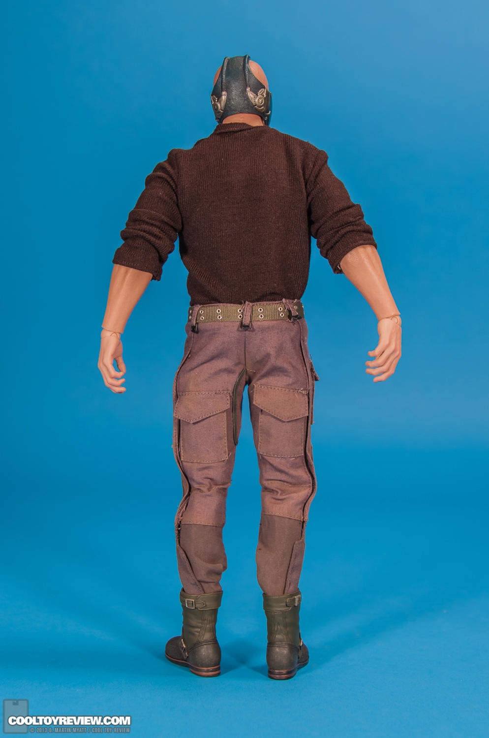 Bane_Dark_Knight_Rises_Hot_Toys_Movie_Masterpiece_Series-04.jpg