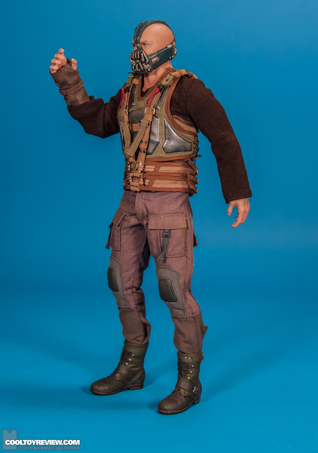 Bane_Dark_Knight_Rises_Hot_Toys_Movie_Masterpiece_Series-19.jpg