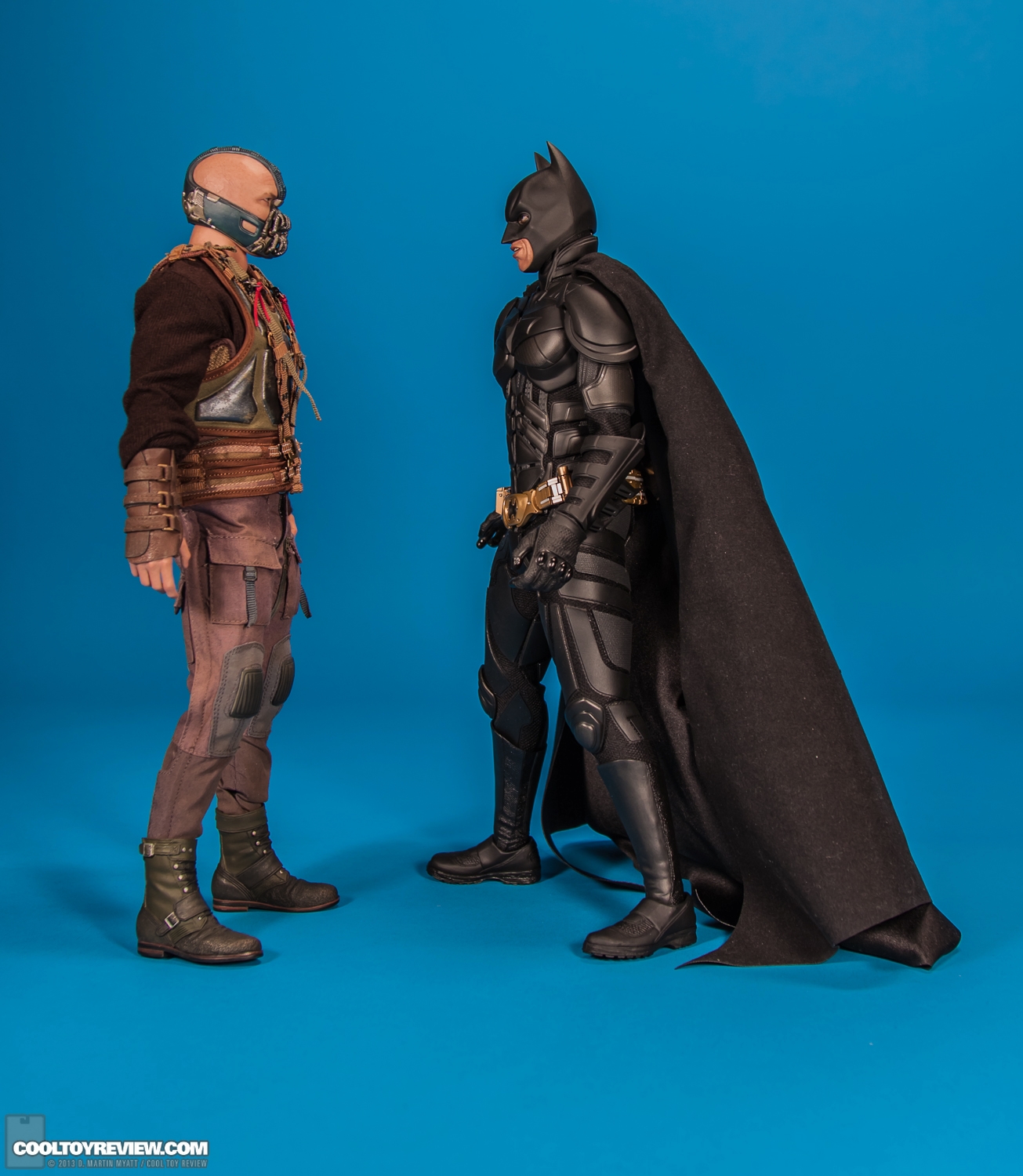 Bane_Dark_Knight_Rises_Hot_Toys_Movie_Masterpiece_Series-42.jpg