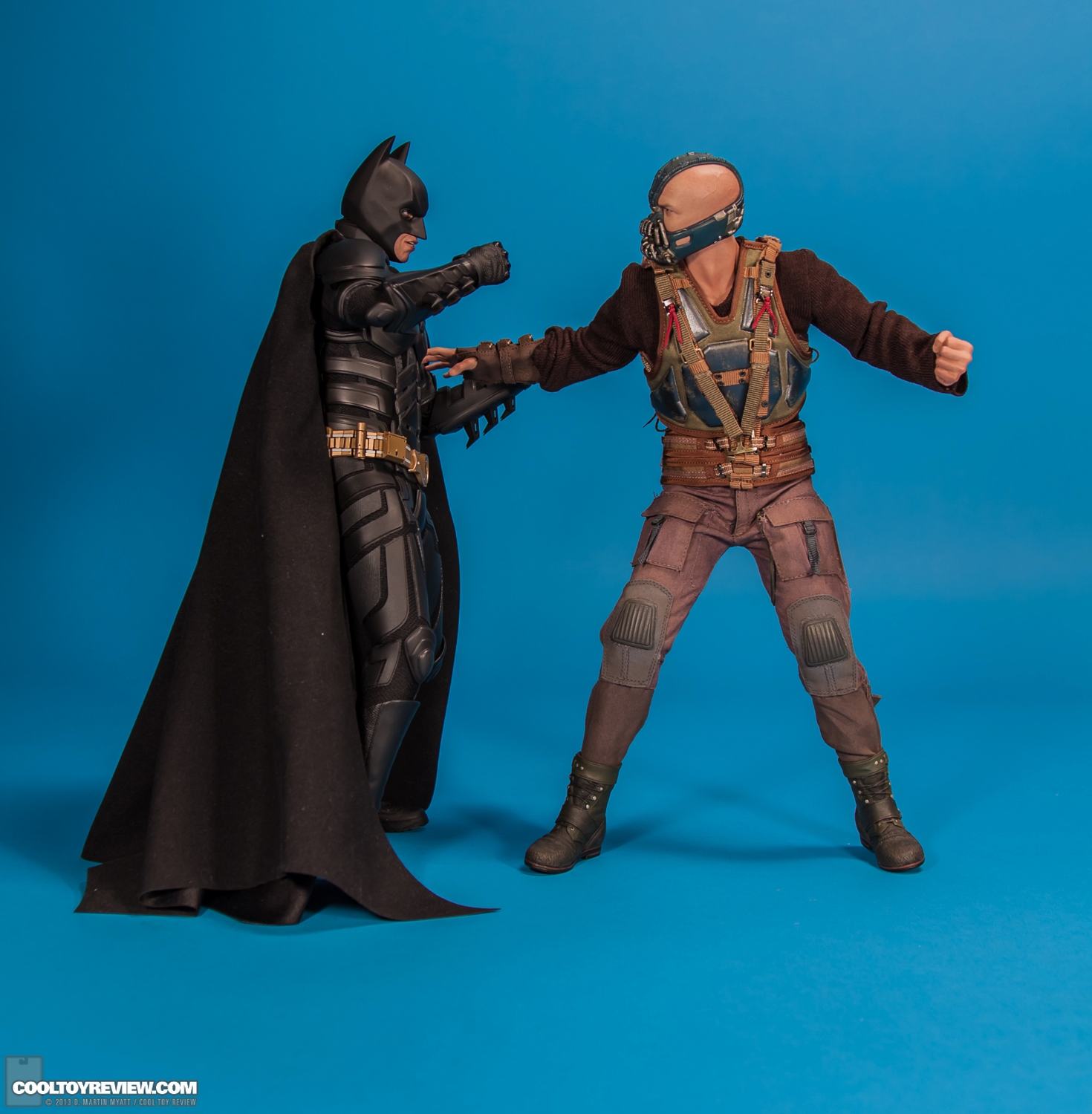 Bane_Dark_Knight_Rises_Hot_Toys_Movie_Masterpiece_Series-43.jpg